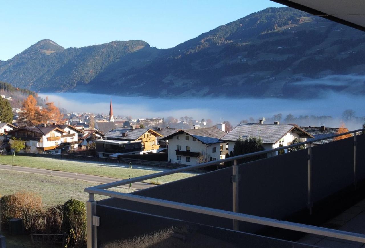 H21 - Modernes Ferienhaus 145Qm, 4Sz, Wellnessbereich Mit Sauna Und Dachterrasse Mit Panoramablick, Kuehlen Und Heizen Mit Geothermie Fügen Zewnętrze zdjęcie