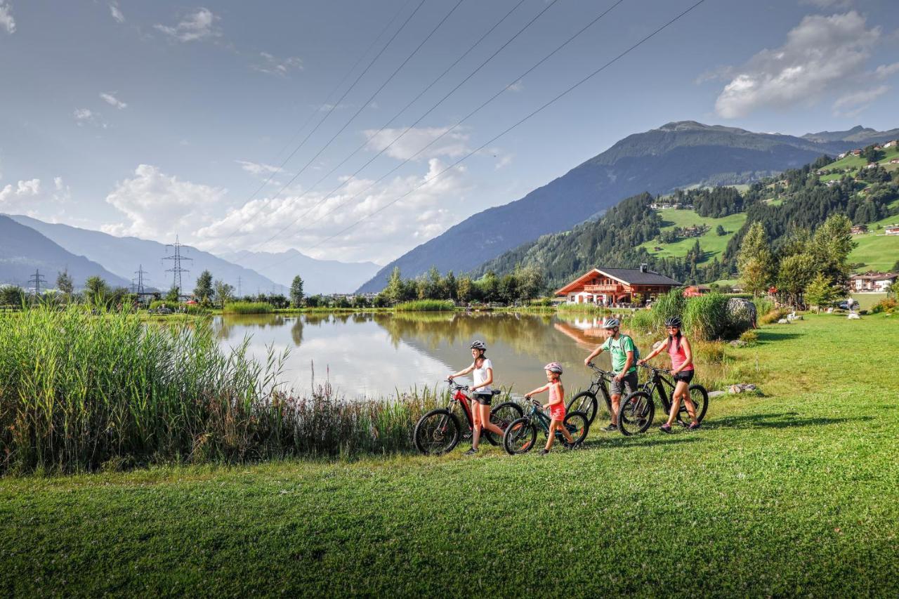 H21 - Modernes Ferienhaus 145Qm, 4Sz, Wellnessbereich Mit Sauna Und Dachterrasse Mit Panoramablick, Kuehlen Und Heizen Mit Geothermie Fügen Zewnętrze zdjęcie