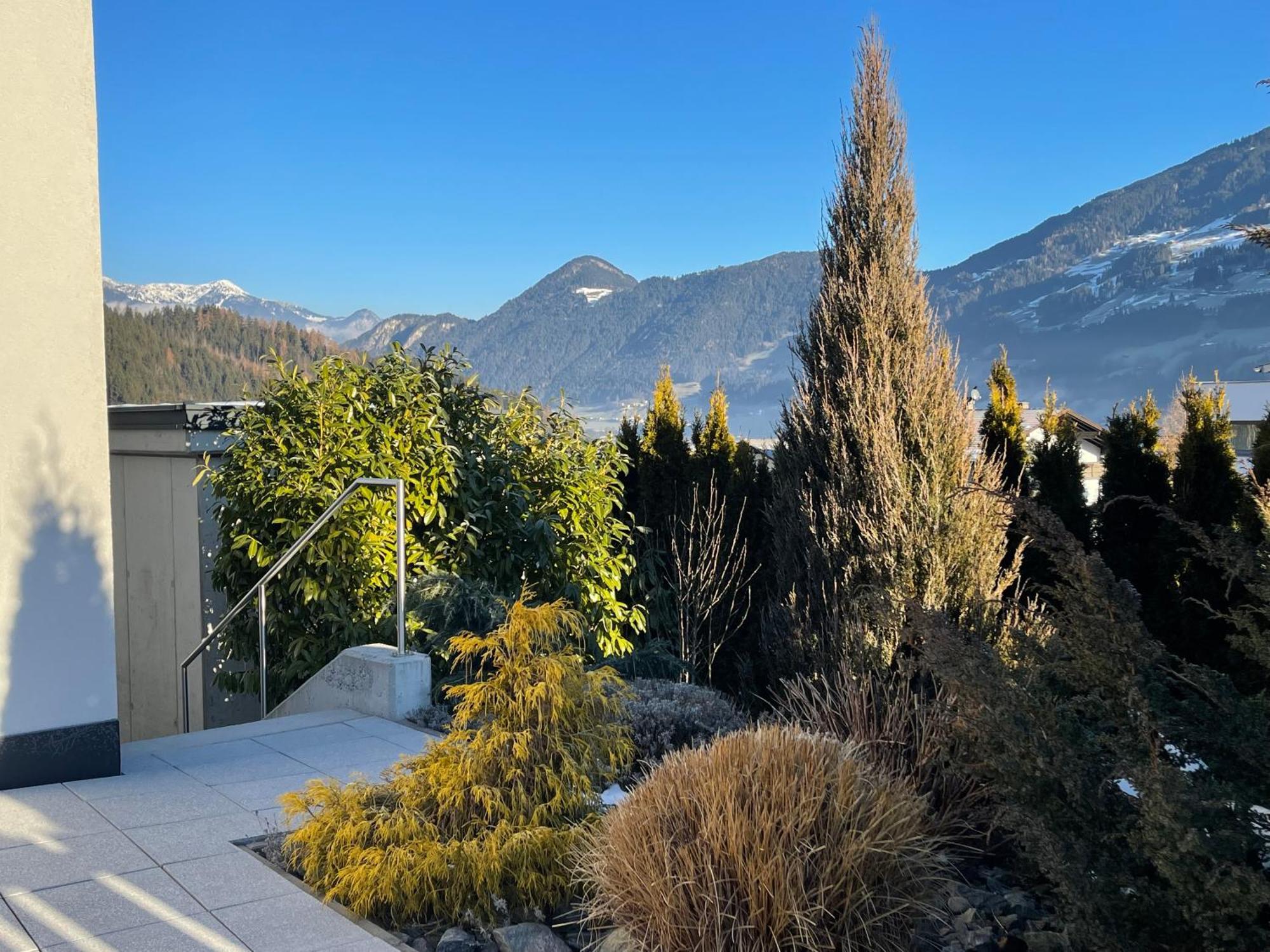 H21 - Modernes Ferienhaus 145Qm, 4Sz, Wellnessbereich Mit Sauna Und Dachterrasse Mit Panoramablick, Kuehlen Und Heizen Mit Geothermie Fügen Zewnętrze zdjęcie
